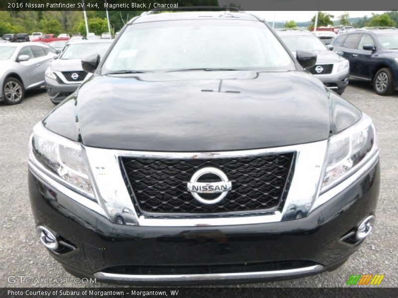 Magnetic Black / Charcoal 2016 Nissan Pathfinder SV 4x4