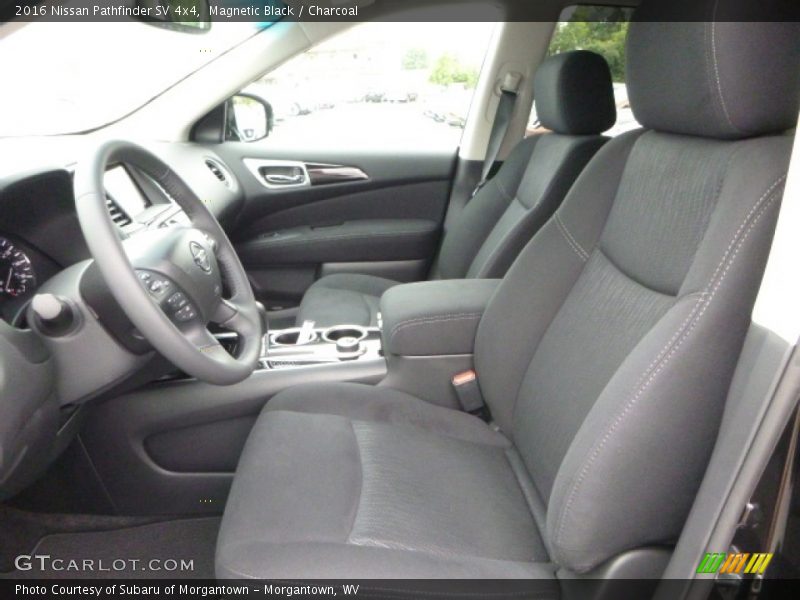Magnetic Black / Charcoal 2016 Nissan Pathfinder SV 4x4