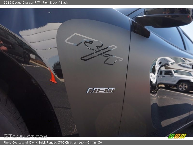 Pitch Black / Black 2016 Dodge Charger R/T