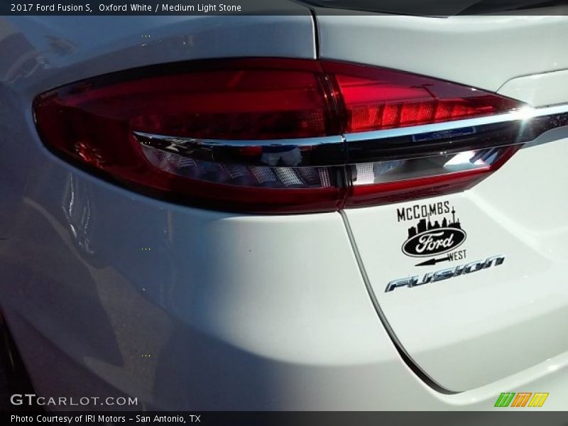 Oxford White / Medium Light Stone 2017 Ford Fusion S