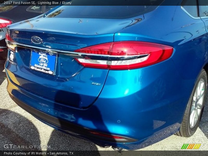Lightning Blue / Ebony 2017 Ford Fusion SE