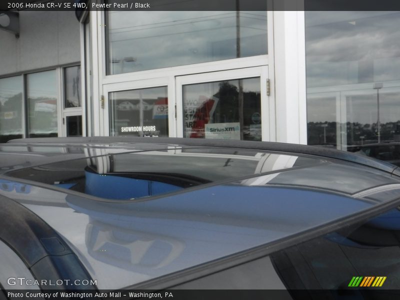 Pewter Pearl / Black 2006 Honda CR-V SE 4WD