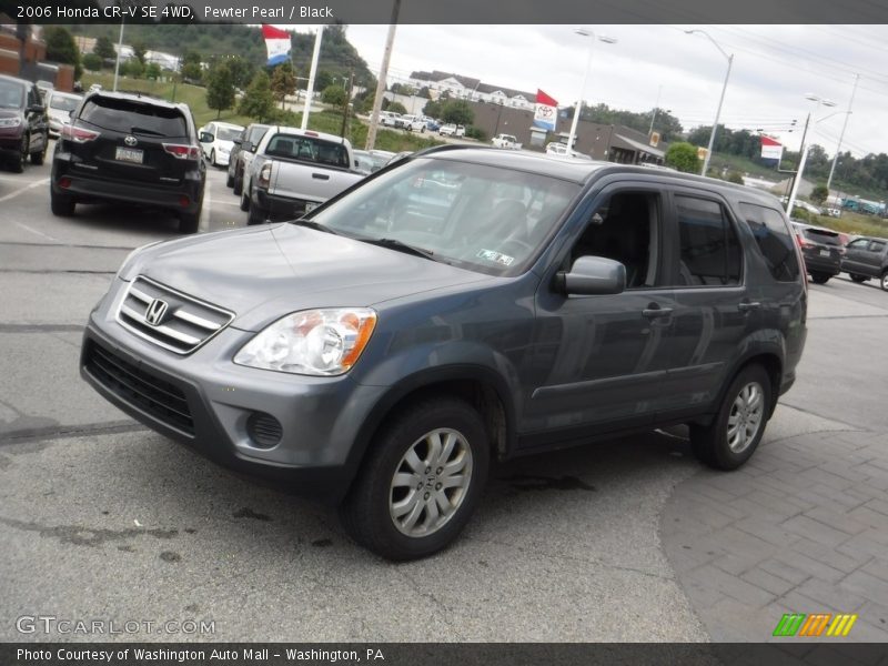 Pewter Pearl / Black 2006 Honda CR-V SE 4WD