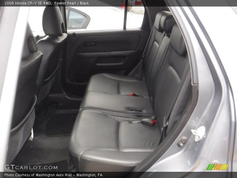 Pewter Pearl / Black 2006 Honda CR-V SE 4WD