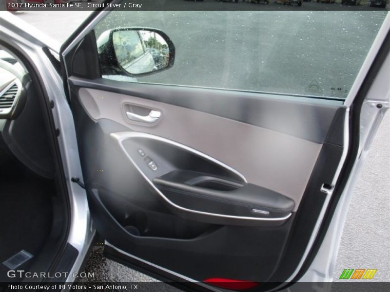 Circuit Silver / Gray 2017 Hyundai Santa Fe SE