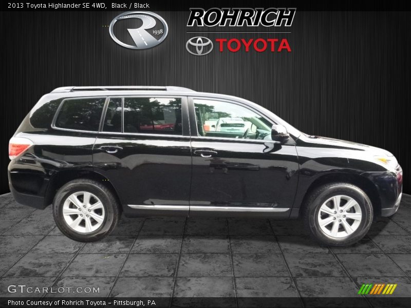 Black / Black 2013 Toyota Highlander SE 4WD