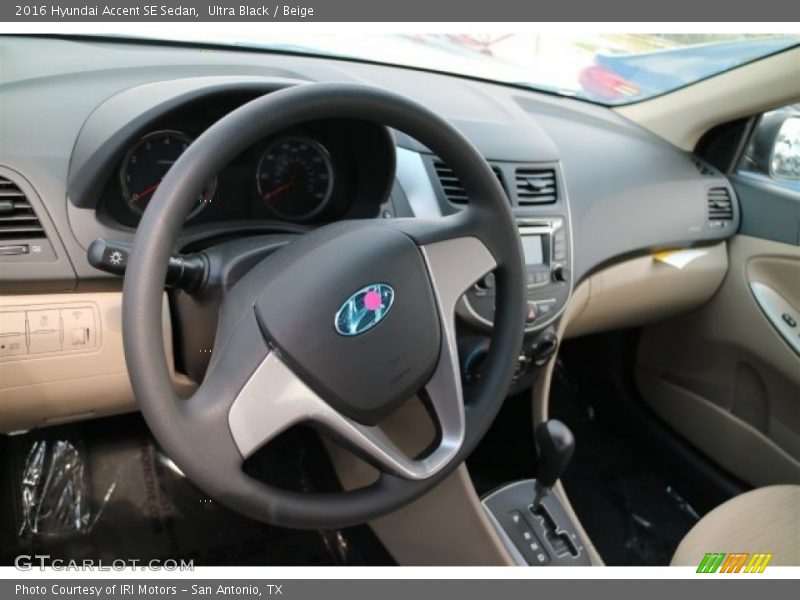 Ultra Black / Beige 2016 Hyundai Accent SE Sedan