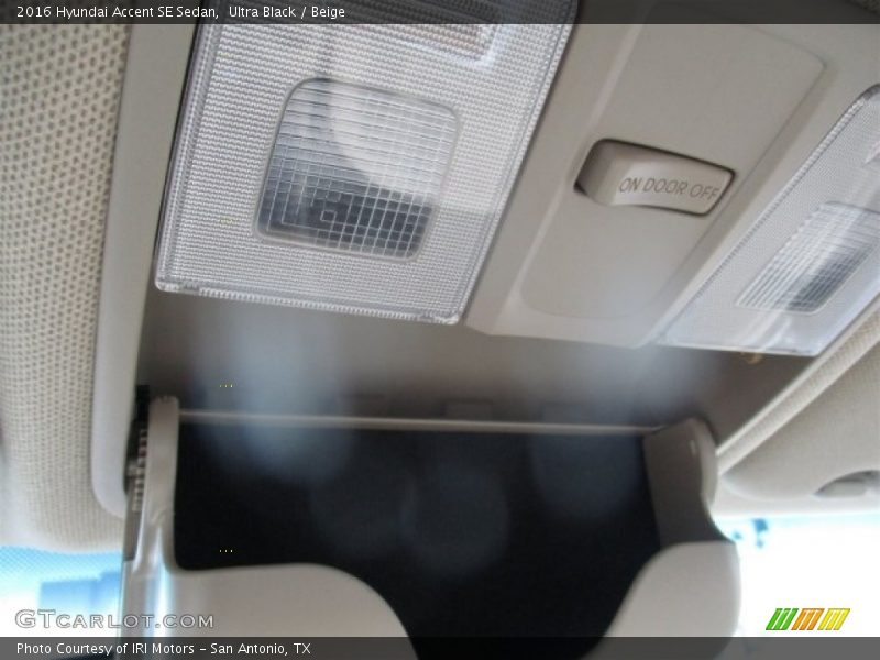 Ultra Black / Beige 2016 Hyundai Accent SE Sedan
