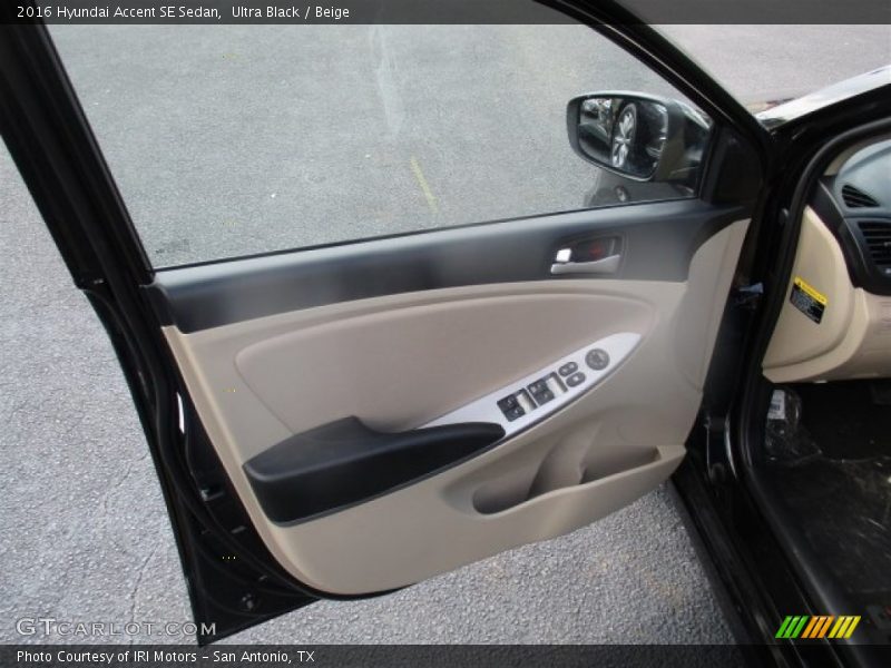 Ultra Black / Beige 2016 Hyundai Accent SE Sedan