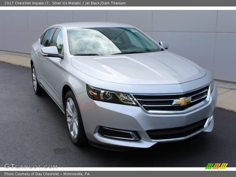 Front 3/4 View of 2017 Impala LT
