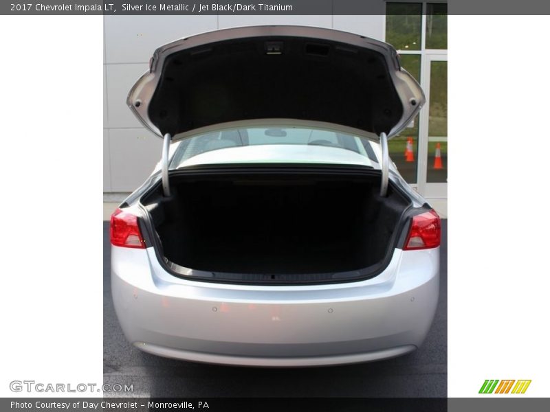 Silver Ice Metallic / Jet Black/Dark Titanium 2017 Chevrolet Impala LT