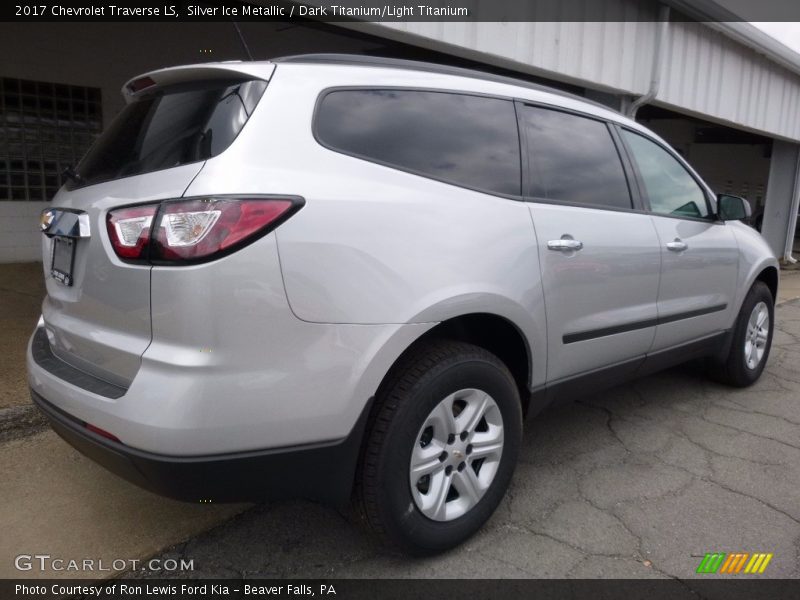 Silver Ice Metallic / Dark Titanium/Light Titanium 2017 Chevrolet Traverse LS