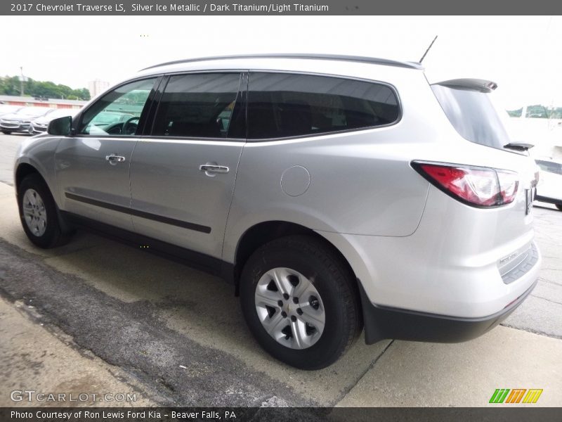 Silver Ice Metallic / Dark Titanium/Light Titanium 2017 Chevrolet Traverse LS