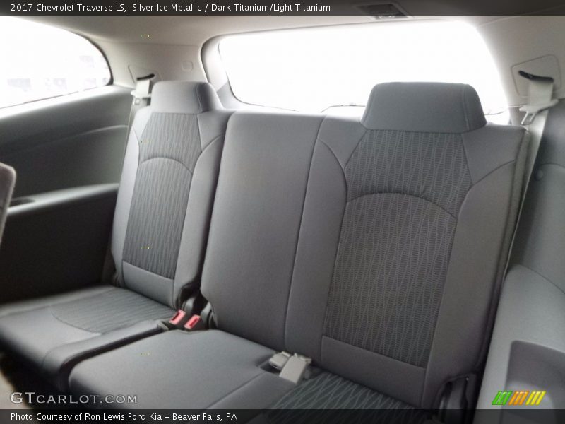 Silver Ice Metallic / Dark Titanium/Light Titanium 2017 Chevrolet Traverse LS