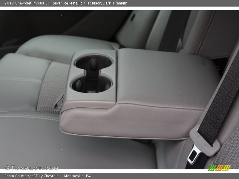 Silver Ice Metallic / Jet Black/Dark Titanium 2017 Chevrolet Impala LT