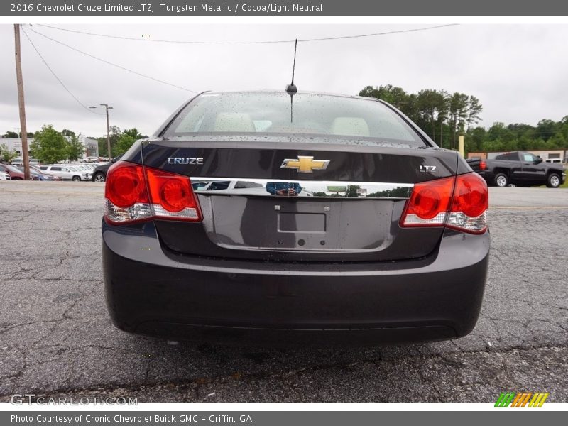Tungsten Metallic / Cocoa/Light Neutral 2016 Chevrolet Cruze Limited LTZ