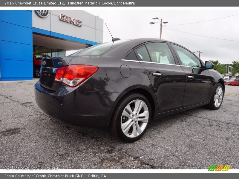 Tungsten Metallic / Cocoa/Light Neutral 2016 Chevrolet Cruze Limited LTZ