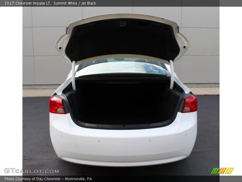 Summit White / Jet Black 2017 Chevrolet Impala LT