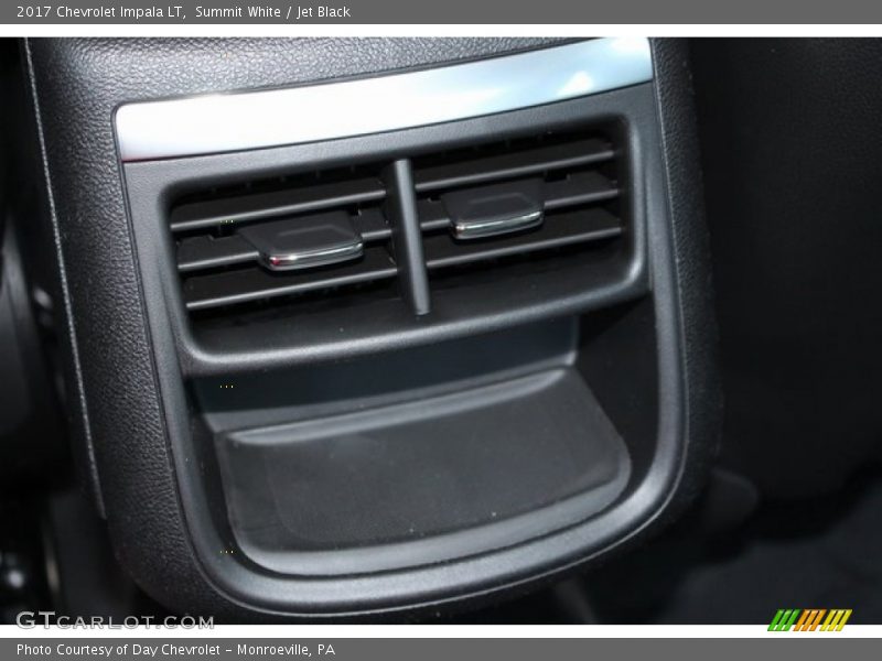 Summit White / Jet Black 2017 Chevrolet Impala LT