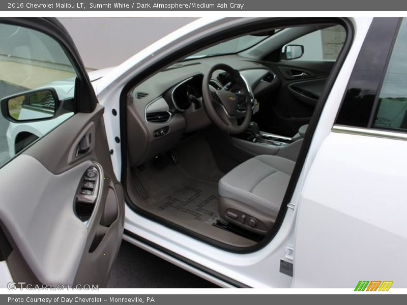 Summit White / Dark Atmosphere/Medium Ash Gray 2016 Chevrolet Malibu LT