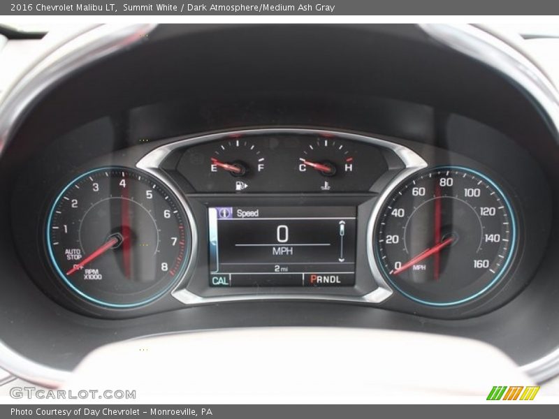 Summit White / Dark Atmosphere/Medium Ash Gray 2016 Chevrolet Malibu LT