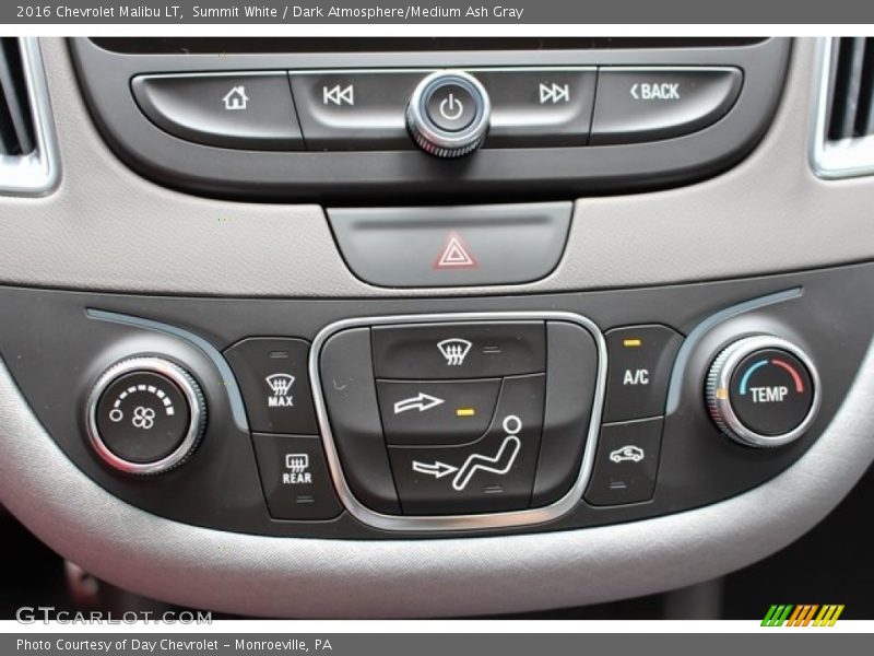Summit White / Dark Atmosphere/Medium Ash Gray 2016 Chevrolet Malibu LT