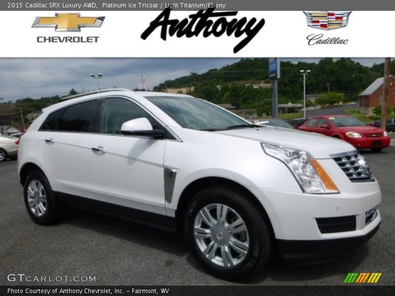 Platinum Ice Tricoat / Light Titanium/Ebony 2015 Cadillac SRX Luxury AWD