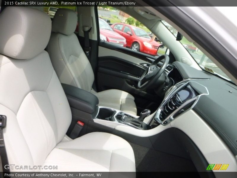 Platinum Ice Tricoat / Light Titanium/Ebony 2015 Cadillac SRX Luxury AWD