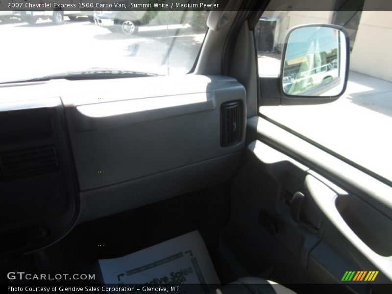 Summit White / Medium Pewter 2007 Chevrolet Express 1500 Cargo Van