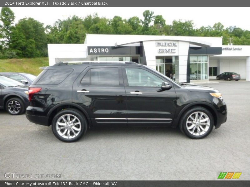 Tuxedo Black / Charcoal Black 2014 Ford Explorer XLT