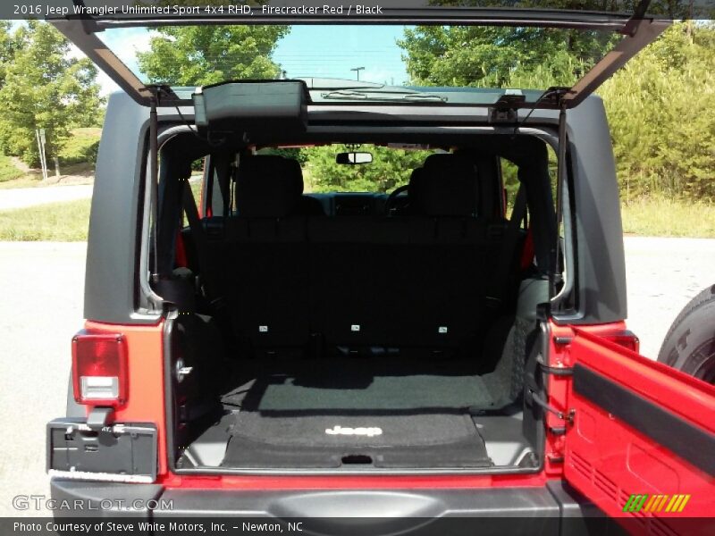 Firecracker Red / Black 2016 Jeep Wrangler Unlimited Sport 4x4 RHD