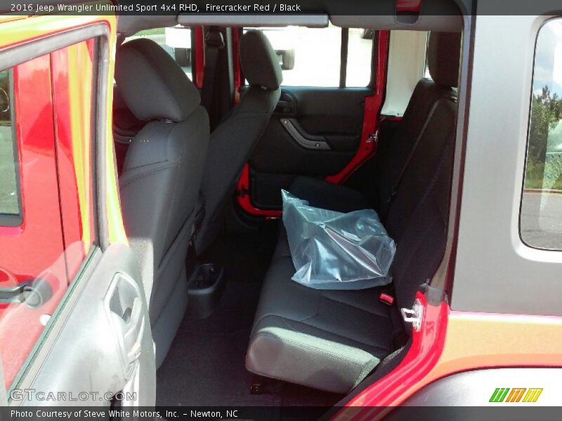 Firecracker Red / Black 2016 Jeep Wrangler Unlimited Sport 4x4 RHD