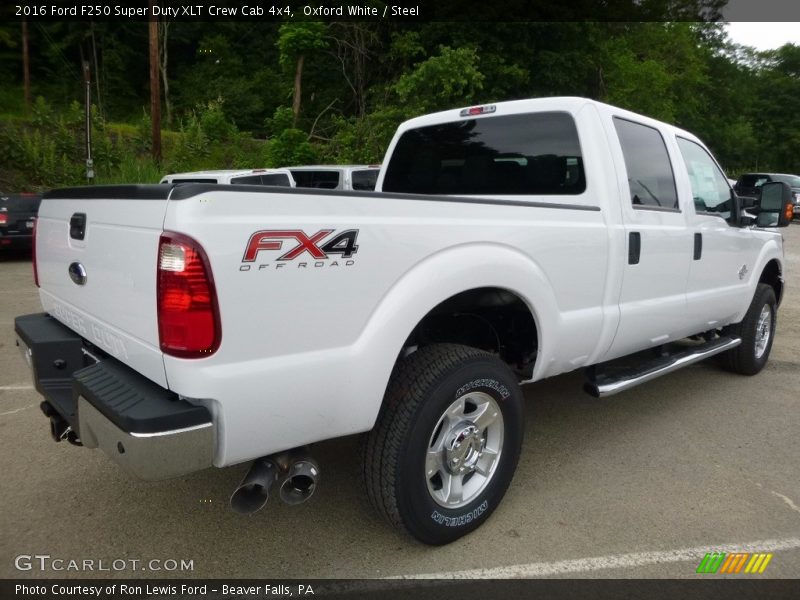 Oxford White / Steel 2016 Ford F250 Super Duty XLT Crew Cab 4x4