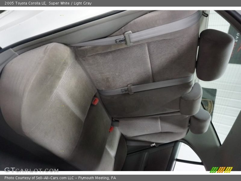 Super White / Light Gray 2005 Toyota Corolla LE