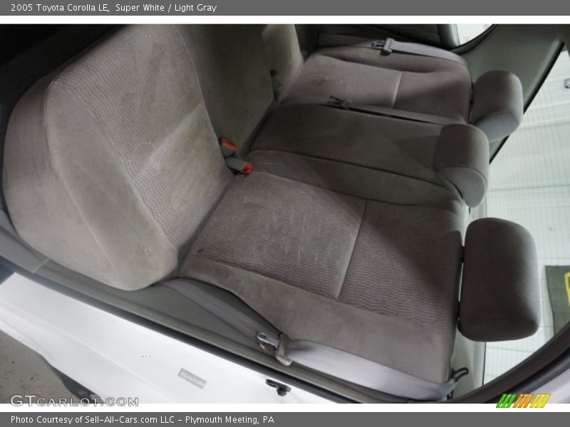 Super White / Light Gray 2005 Toyota Corolla LE