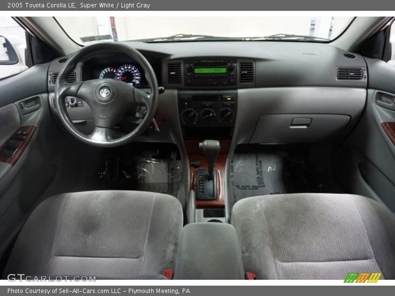 Super White / Light Gray 2005 Toyota Corolla LE