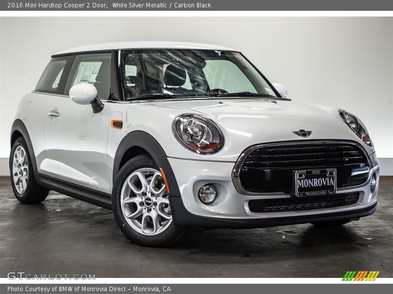 Front 3/4 View of 2016 Hardtop Cooper 2 Door