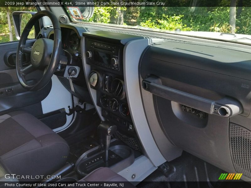 Stone White / Dark Slate Gray/Medium Slate Gray 2009 Jeep Wrangler Unlimited X 4x4