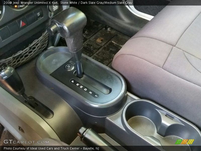 Stone White / Dark Slate Gray/Medium Slate Gray 2009 Jeep Wrangler Unlimited X 4x4