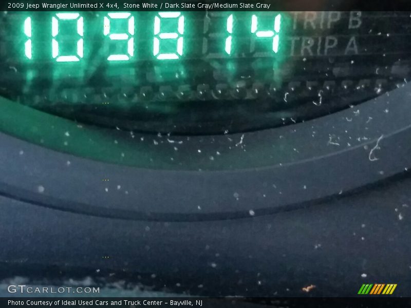 Stone White / Dark Slate Gray/Medium Slate Gray 2009 Jeep Wrangler Unlimited X 4x4
