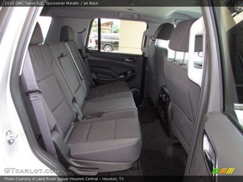 Quicksilver Metallic / Jet Black 2016 GMC Yukon SLE
