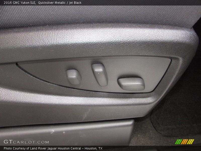 Quicksilver Metallic / Jet Black 2016 GMC Yukon SLE