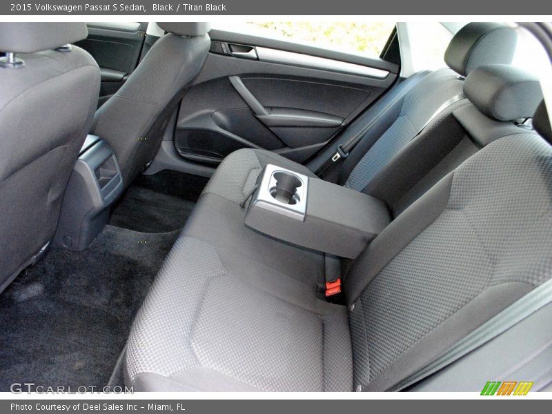 Black / Titan Black 2015 Volkswagen Passat S Sedan
