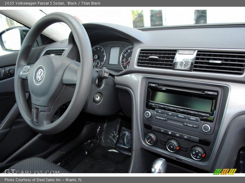 Black / Titan Black 2015 Volkswagen Passat S Sedan