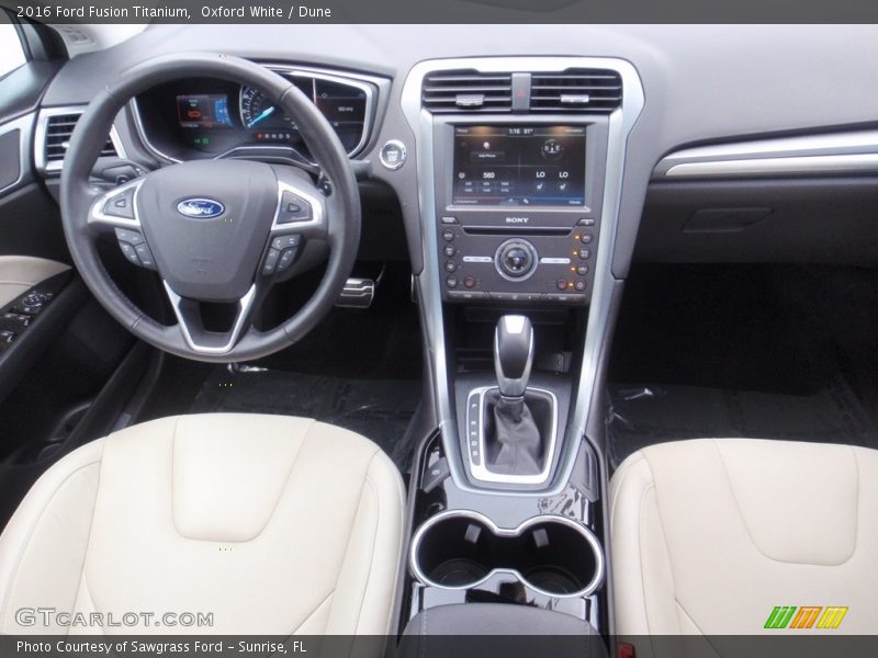 Oxford White / Dune 2016 Ford Fusion Titanium