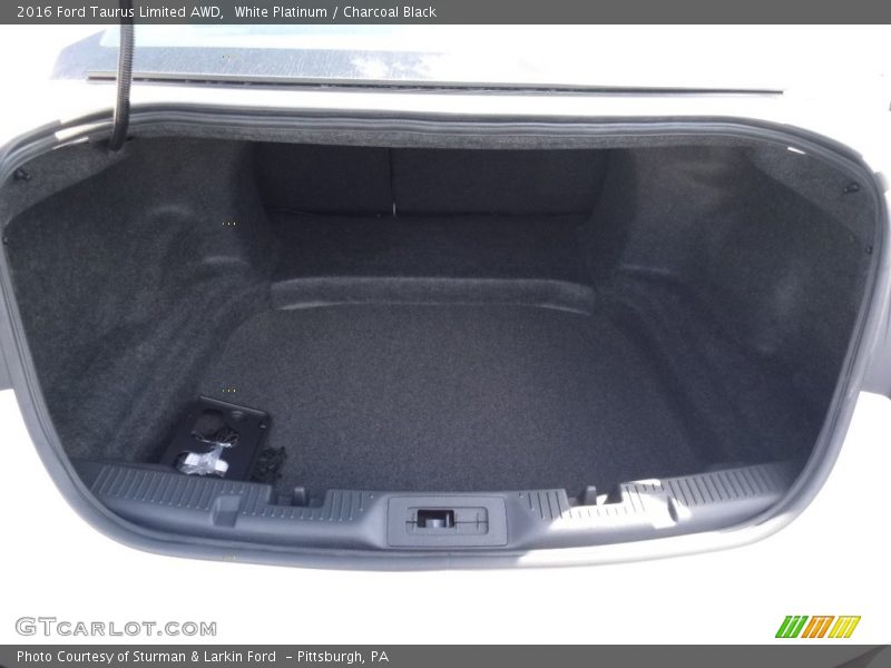 White Platinum / Charcoal Black 2016 Ford Taurus Limited AWD