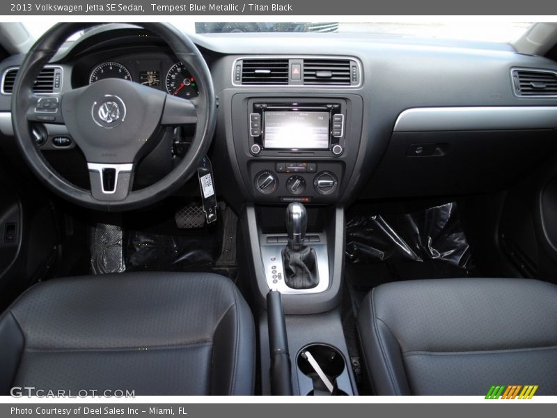 Tempest Blue Metallic / Titan Black 2013 Volkswagen Jetta SE Sedan