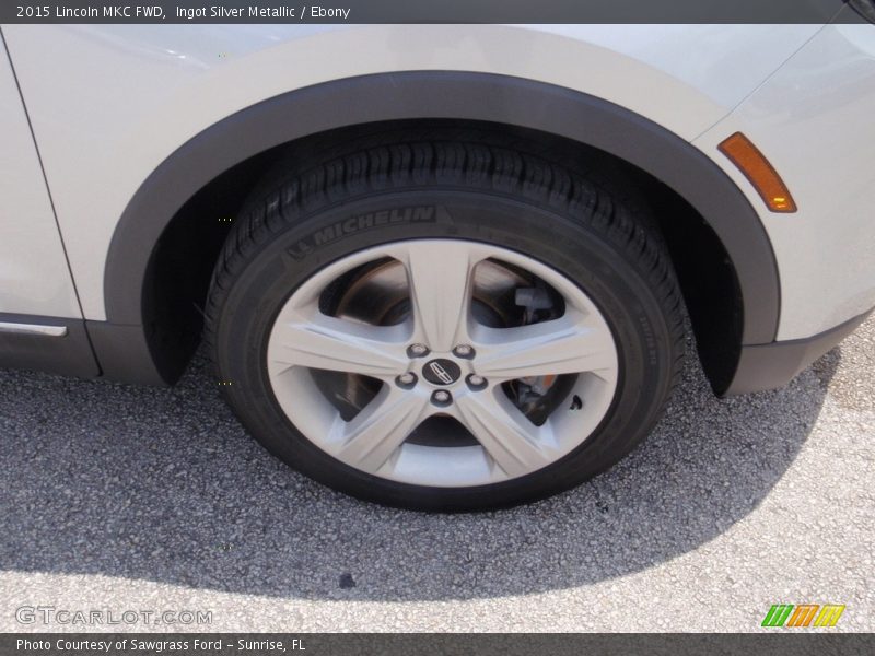 Ingot Silver Metallic / Ebony 2015 Lincoln MKC FWD