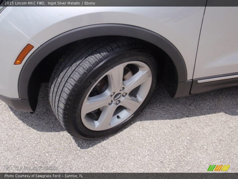 Ingot Silver Metallic / Ebony 2015 Lincoln MKC FWD