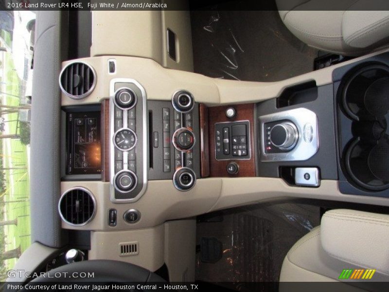 Fuji White / Almond/Arabica 2016 Land Rover LR4 HSE